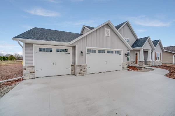 Cost of Concrete Driveway Pouring in Bothell