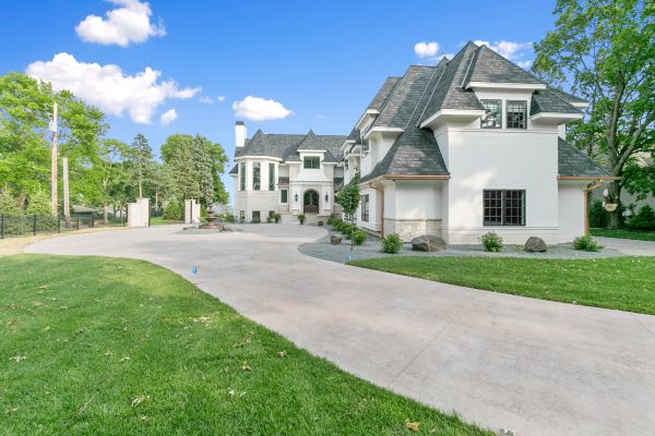 Cost of Concrete Driveway Installation in Bothell