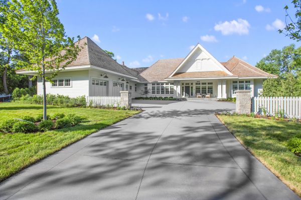 Cost of Driveway Concreting in Bothell